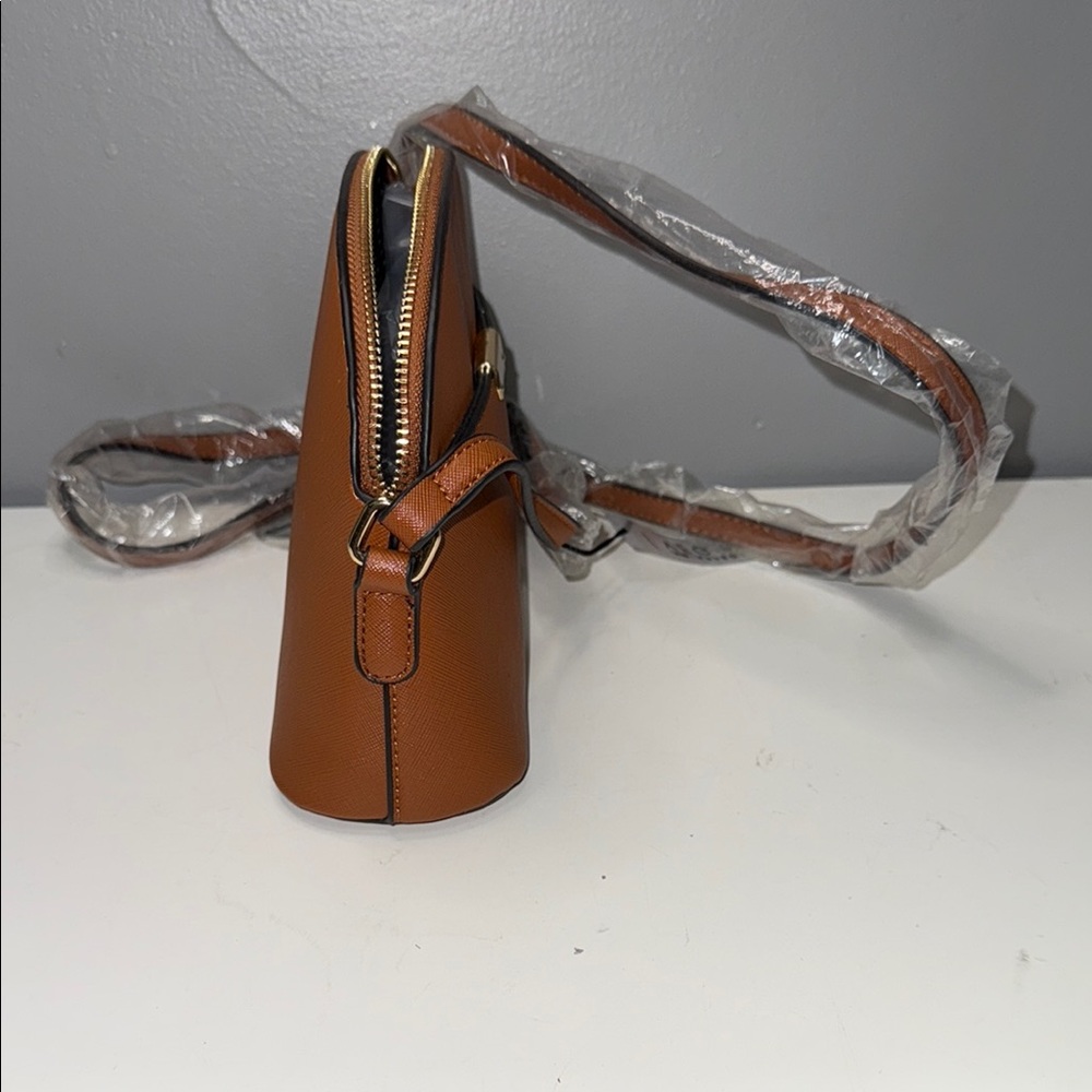 Brown Crossbody Bag with Silver Hardware and Detachable Strap - Picture 5 of 5